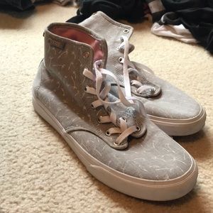 Grey dandelion high tops